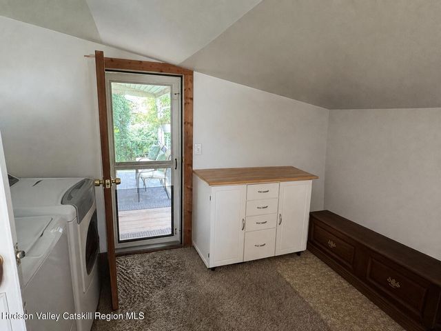 16 Esopus Avenue, Kingston, NY 12401