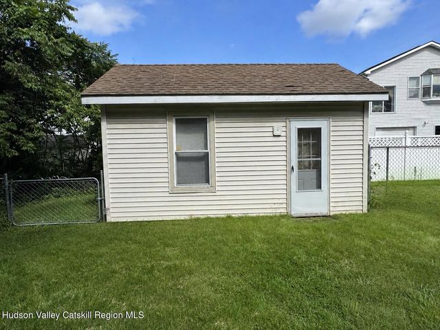 16 Esopus Avenue, Kingston, NY 12401