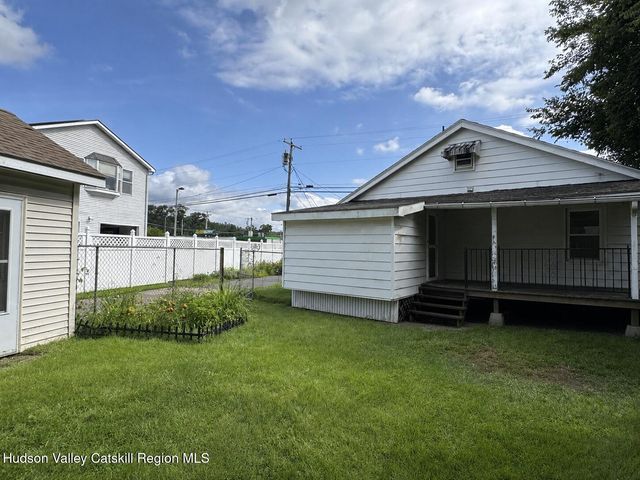 16 Esopus Avenue, Kingston, NY 12401