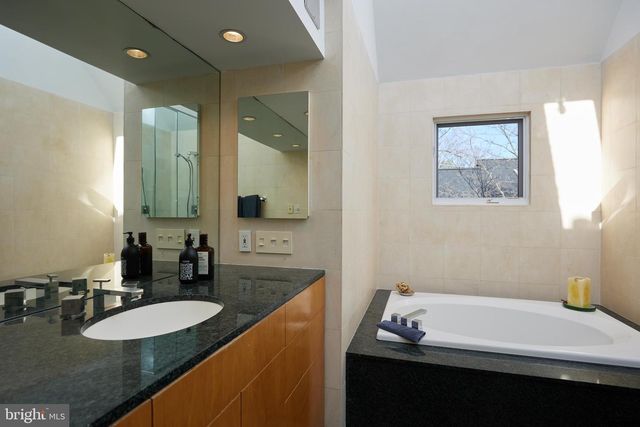 4527 Q PL NW, Washington, DC 20007
