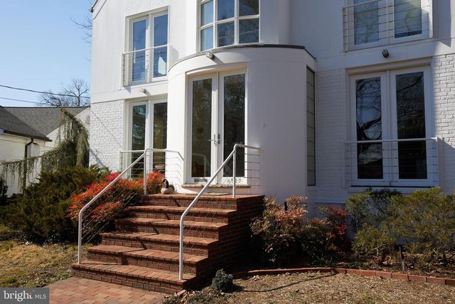 4527 Q PL NW, Washington, DC 20007