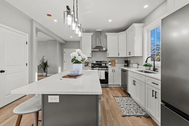 143 Meeson St, Fall River, MA 02724