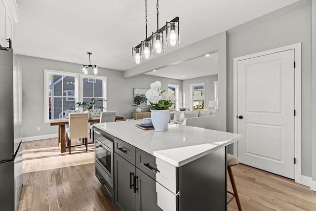 143 Meeson St, Fall River, MA 02724