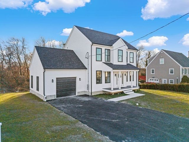 143 Meeson St, Fall River, MA 02724