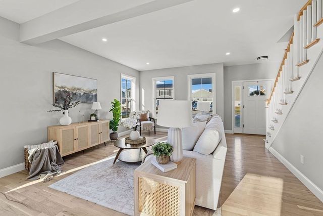 143 Meeson St, Fall River, MA 02724