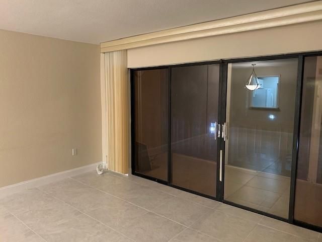 1021 MOCKINGBIRD Lane 217, Plantation, FL 33324