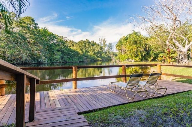 1021 MOCKINGBIRD Lane 217, Plantation, FL 33324