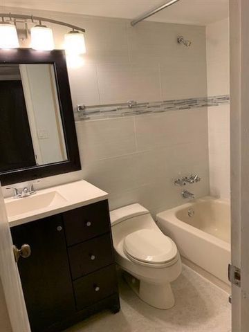 1021 MOCKINGBIRD Lane 217, Plantation, FL 33324