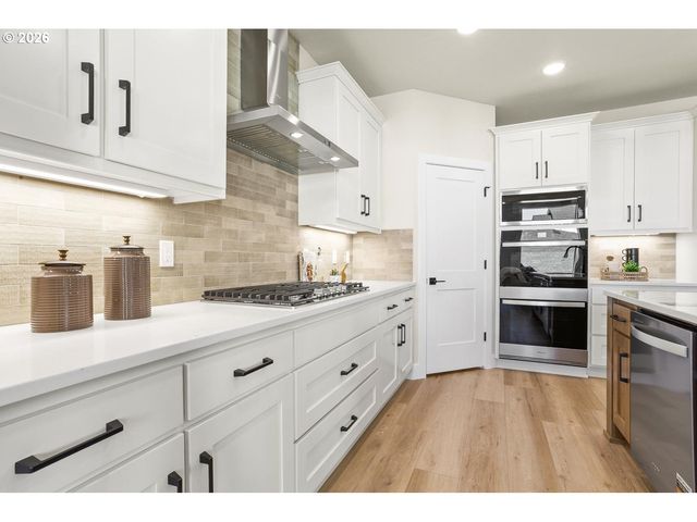3305 Butte Dr, Forest Grove, OR 97116