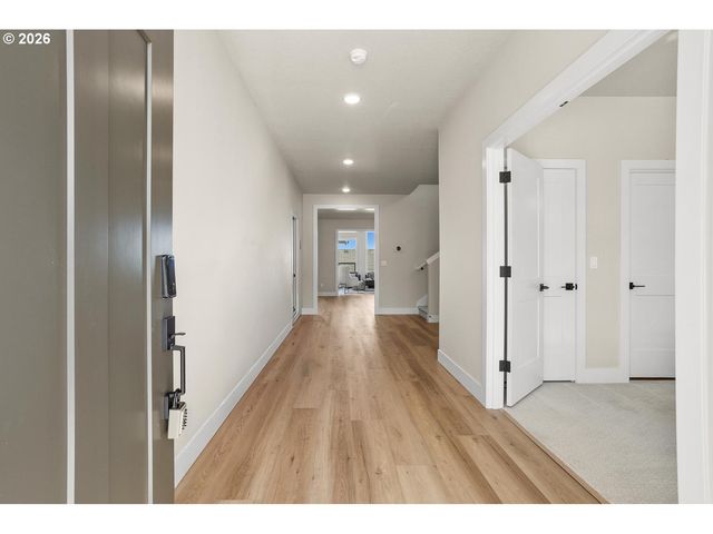 3305 Butte Dr, Forest Grove, OR 97116