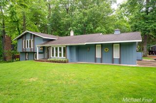 2700 Shadowbrook Drive Se, Cascade Twp, MI 49546