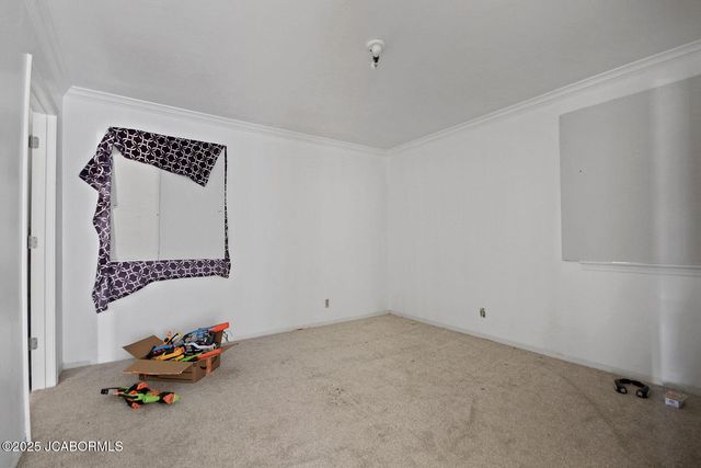 1702 CO RD 382, Holts Summit, MO 65043