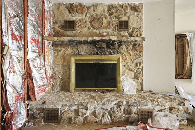 1702 CO RD 382, Holts Summit, MO 65043