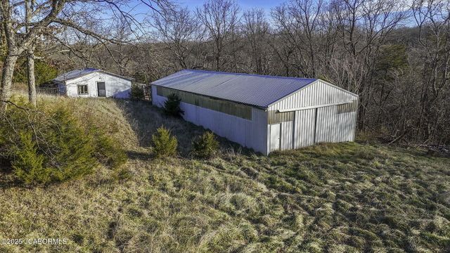 1702 CO RD 382, Holts Summit, MO 65043