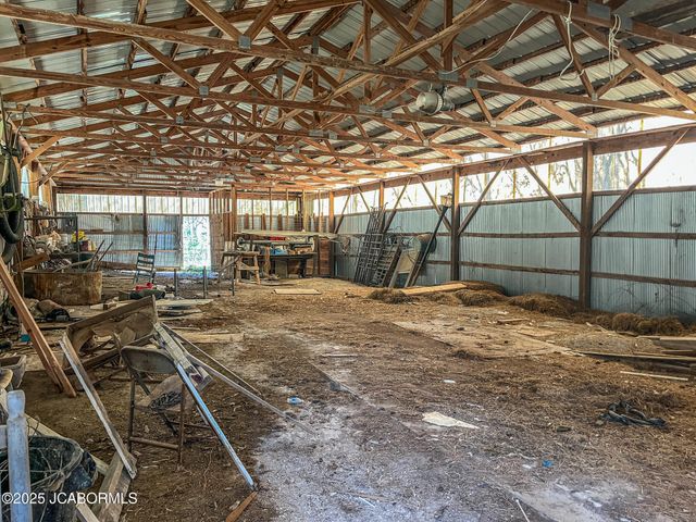 1702 CO RD 382, Holts Summit, MO 65043