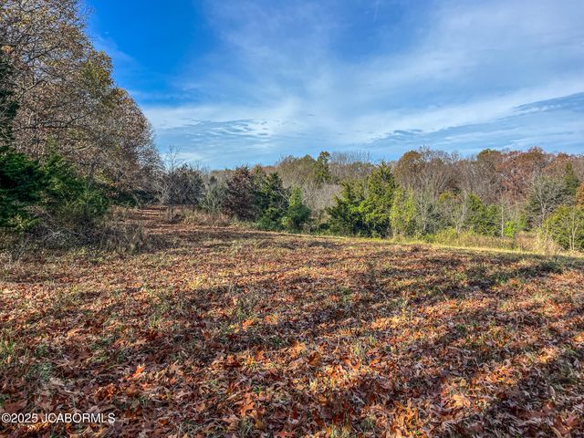 1702 CO RD 382, Holts Summit, MO 65043