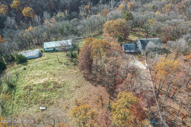 1702 CO RD 382, Holts Summit, MO 65043