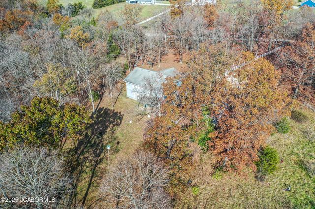 1702 CO RD 382, Holts Summit, MO 65043