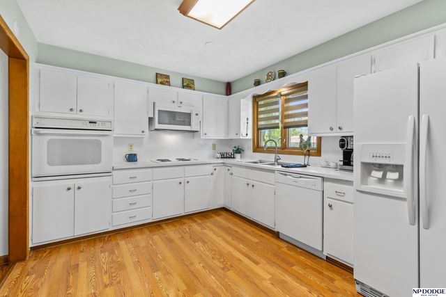 106 N 117 Street, Omaha, NE 68154