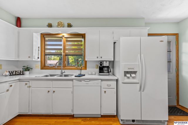 106 N 117 Street, Omaha, NE 68154