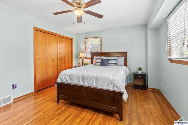 106 N 117 Street, Omaha, NE 68154