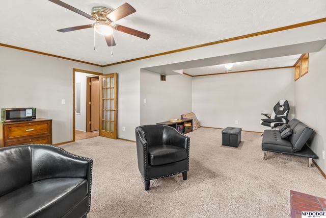 106 N 117 Street, Omaha, NE 68154