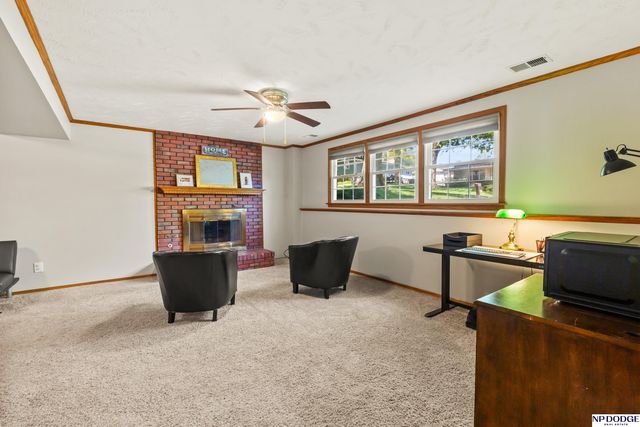 106 N 117 Street, Omaha, NE 68154