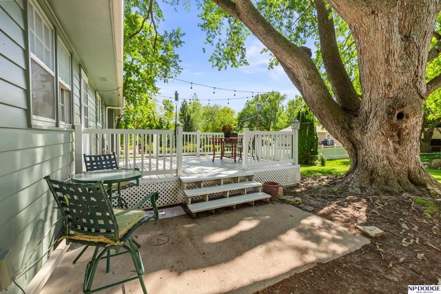 106 N 117 Street, Omaha, NE 68154