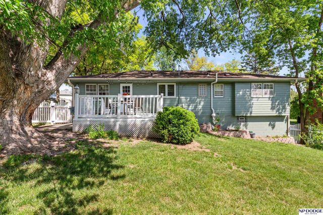 106 N 117 Street, Omaha, NE 68154