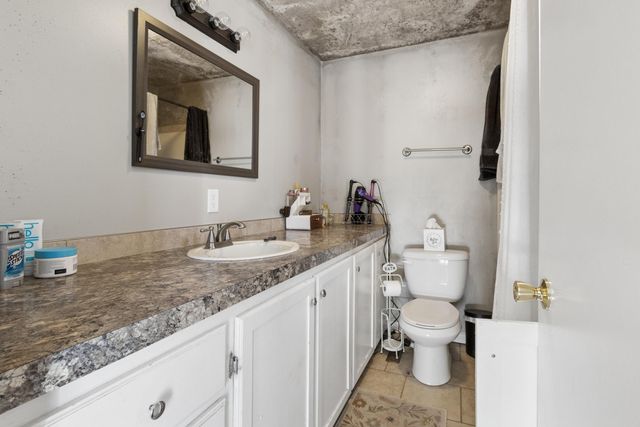 10120 State Highway 39, Stockton, MO 65785