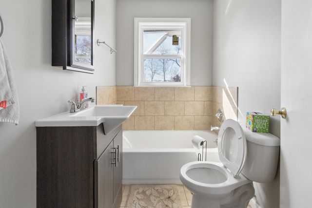 10120 State Highway 39, Stockton, MO 65785