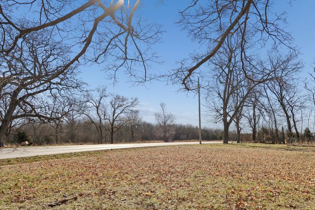 10120 State Highway 39, Stockton, MO 65785