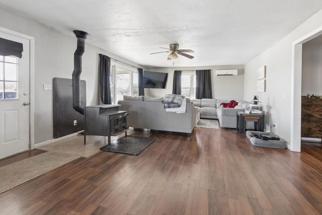 10120 State Highway 39, Stockton, MO 65785