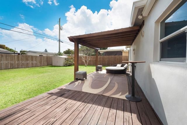 5224 NE 1st Ave, Fort Lauderdale, FL 33334