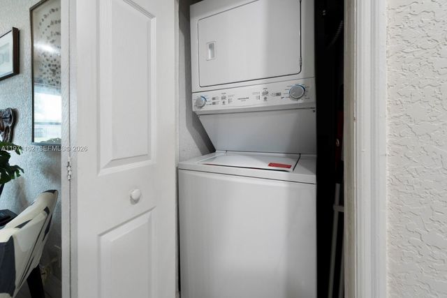 5224 NE 1st Ave, Fort Lauderdale, FL 33334