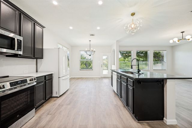 5205 Bay View Drive, Fort Worth, TX 76244