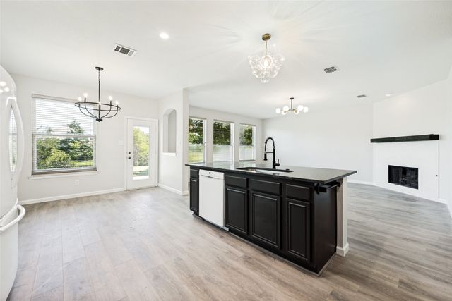 5205 Bay View Drive, Fort Worth, TX 76244