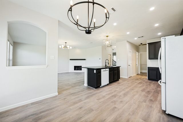 5205 Bay View Drive, Fort Worth, TX 76244