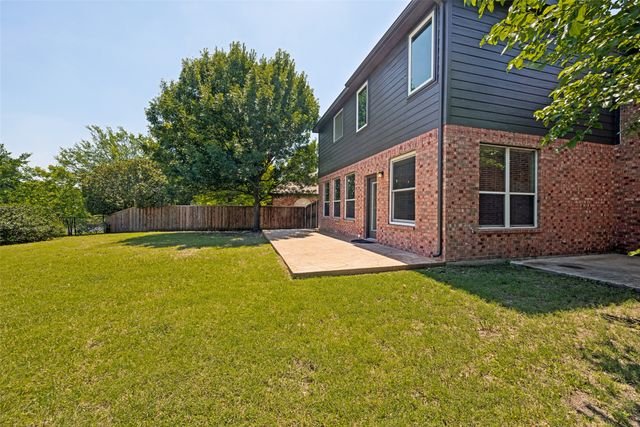 5205 Bay View Drive, Fort Worth, TX 76244