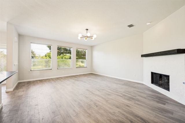 5205 Bay View Drive, Fort Worth, TX 76244
