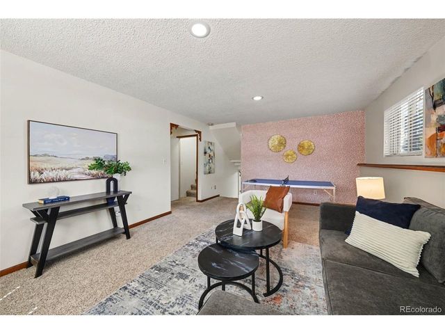 327 Maple Dr, Frederick, CO 80530