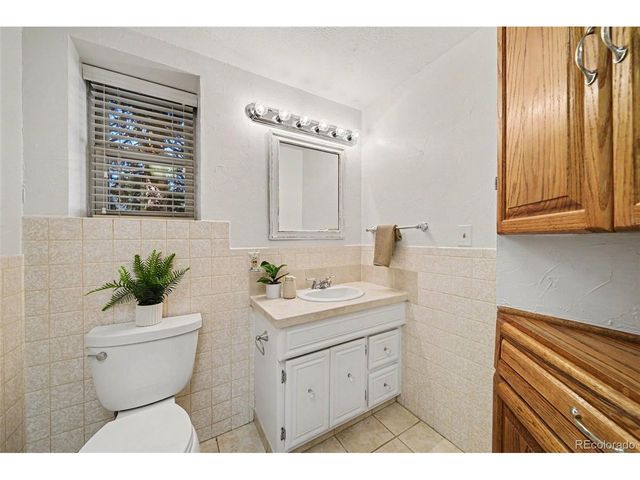 327 Maple Dr, Frederick, CO 80530