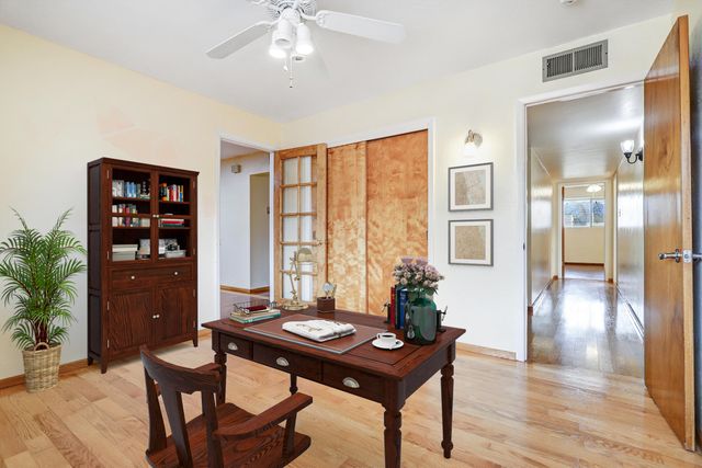 5933 Pauline Avenue NW, Albuquerque, NM 87107