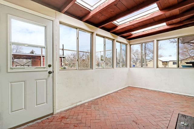 5933 Pauline Avenue NW, Albuquerque, NM 87107