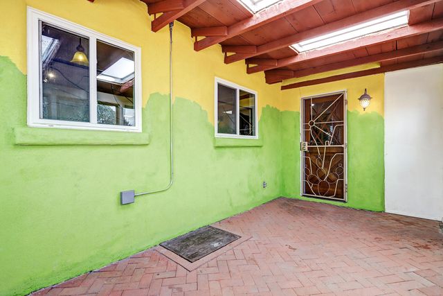 5933 Pauline Avenue NW, Albuquerque, NM 87107