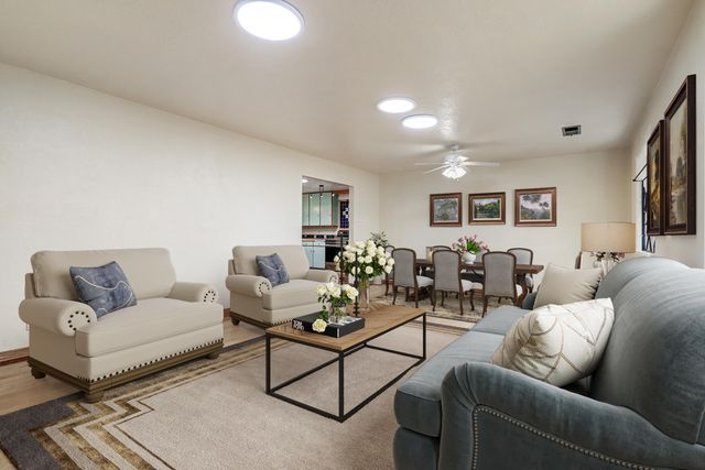 5933 Pauline Avenue NW, Albuquerque, NM 87107