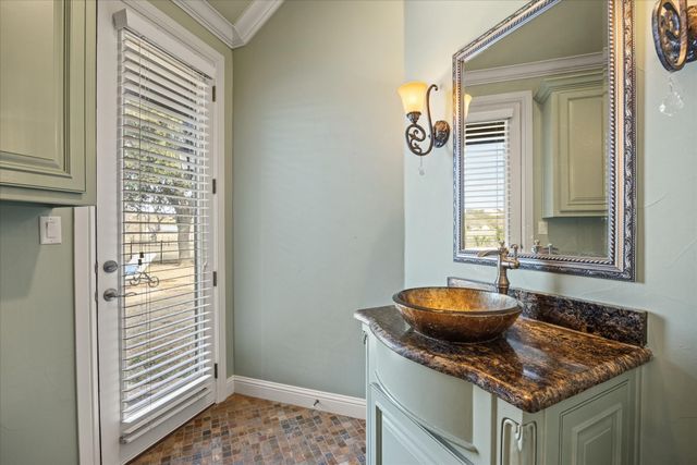 1204 E Scandinavian Court, Granbury, TX 76048