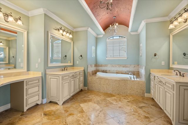 1204 E Scandinavian Court, Granbury, TX 76048