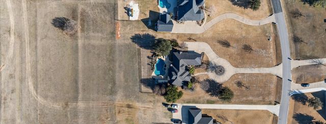 1204 E Scandinavian Court, Granbury, TX 76048