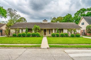 10631 Del Monte Drive, Houston, TX 77042